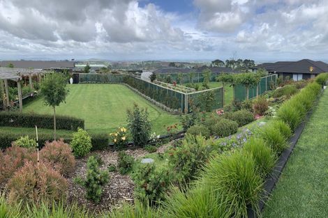 Photo of property in 19 Lawrence Carter Drive, Bombay, 2675