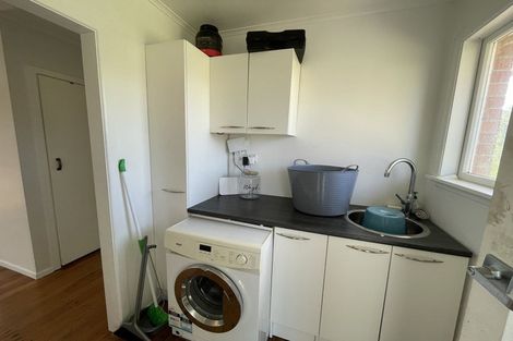 Photo of property in 63 Edgewater Drive, Pakuranga, Auckland, 2010