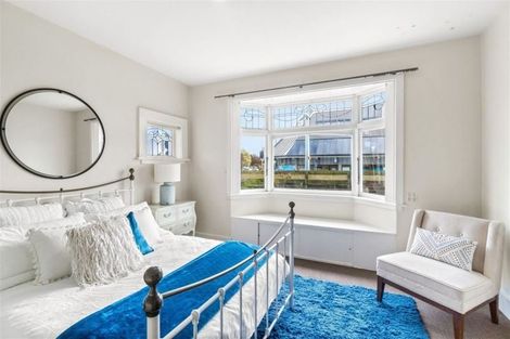 Photo of property in 2 Milton Street, Somerfield, Christchurch, 8024