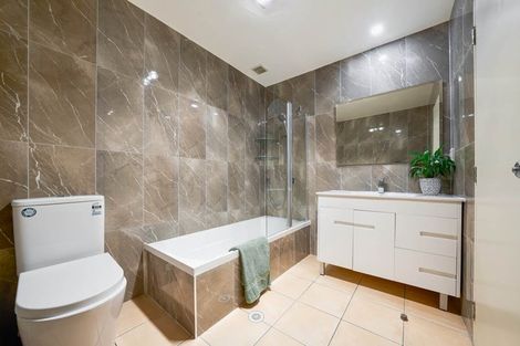 Photo of property in Casa Bella, 8/427 Albany Highway, Albany, Auckland, 0632