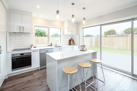 Photo of property in 4a Van Baarle Close, Carterton, 5713