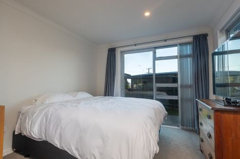 Photo of property in 39a Ruapehu Street, Paraparaumu, 5032