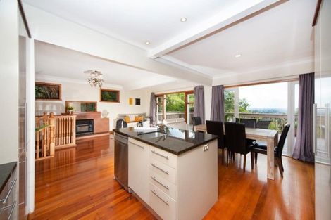 Photo of property in 69 Kohu Road, Titirangi, Auckland, 0604