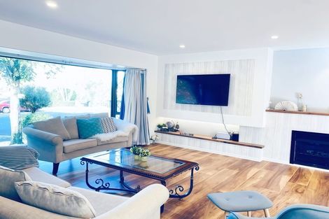 Photo of property in 41 Marywil Crescent, Hillcrest, Auckland, 0627