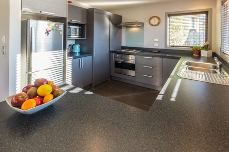 Photo of property in 124a Mataraki Place, Wanaka, 9305