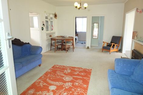 Photo of property in 27 Roore Street, Foxton Beach, Foxton, 4815