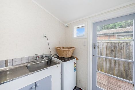 Photo of property in 4 Nathan Avenue, Paraparaumu Beach, Paraparaumu, 5032