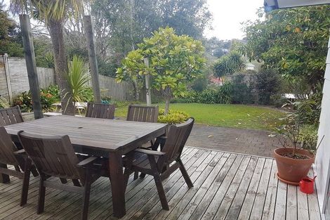 Photo of property in 15 Hewlett Road, Massey, Auckland, 0614