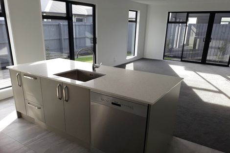 Photo of property in 9 Romney Drive, Belfast, Christchurch, 8051