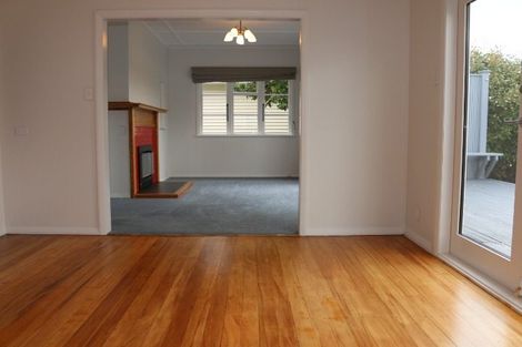 Photo of property in 15 Webb Street, Terrace End, Palmerston North, 4410