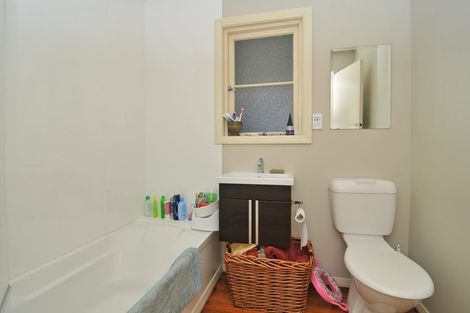 Photo of property in 36 Inglis Street, Seatoun, Wellington, 6022