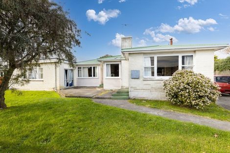Photo of property in 4 Arawhata Road, Paraparaumu, 5032