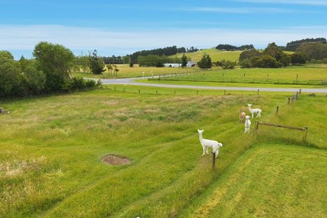 Photo of property in 150 Davis Road, Cust, Rangiora, 7471