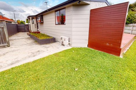 Photo of property in 23 Colonial Place, Kelvin Grove, Palmerston North, 4414