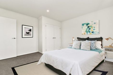 Photo of property in 18 Couldrey Crescent, Red Beach, 0932