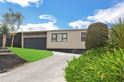 Photo of property in 36a Zefiro Drive, Massey, Auckland, 0614