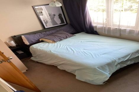 Photo of property in 1/166 Chivalry Road, Glenfield, Auckland, 0629