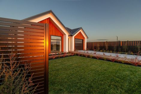 Photo of property in 104 Eriksen Road, Te Awa, Napier, 4110