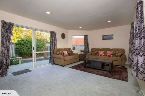 Photo of property in 477d Richardson Road, Mount Roskill, Auckland, 1041