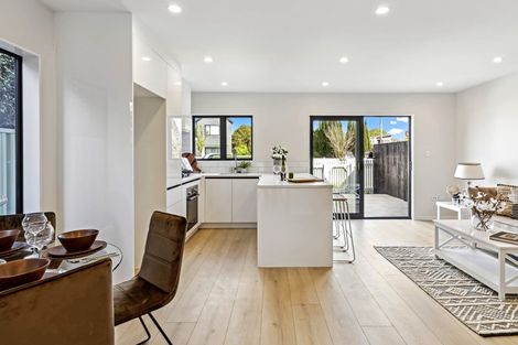 Photo of property in 647b Te Atatu Road, Te Atatu Peninsula, Auckland, 0610