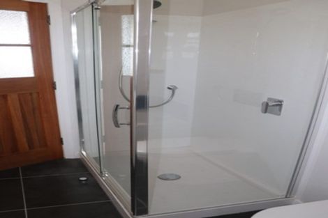 Photo of property in 19 Homebush Road, Khandallah, Wellington, 6035