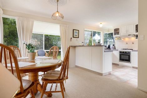 Photo of property in 52 Sunrise Avenue, Mount Maunganui, 3116