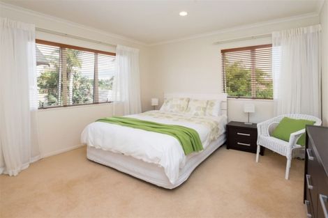 Photo of property in 41 Granger Road, Cockle Bay, Auckland, 2014