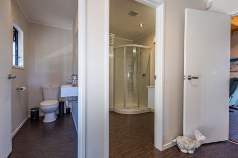 Photo of property in 18 Snowmass Drive, Ohakune, 4625