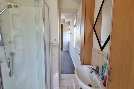 Photo of property in 25a Sycamore Drive, Sunnynook, Auckland, 0620