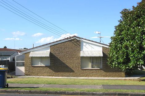 Photo of property in 2/14 Willerton Avenue, New Lynn, Auckland, 0600