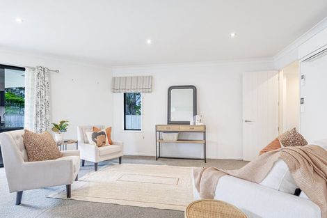 Photo of property in 10 Pititi Lane, Kumeu, 0810