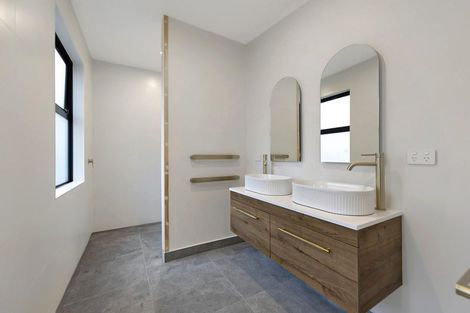 Photo of property in 8b Maire Street, Woburn, Lower Hutt, 5010