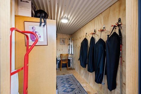 Photo of property in 18 Alpha Avenue, Strowan, Christchurch, 8052