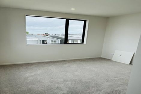 Photo of property in 24 Clayden Shuttleworth Street, Papakura, 2110