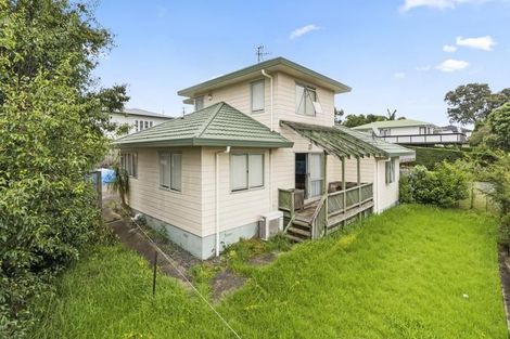 Photo of property in 26a Orams Road, Hillpark, Auckland, 2102