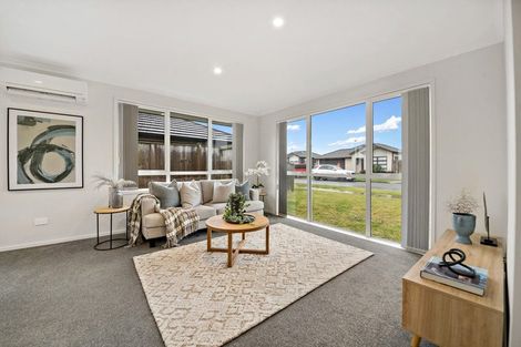 Photo of property in 17 Tawhiti Road, Pukekohe, 2120