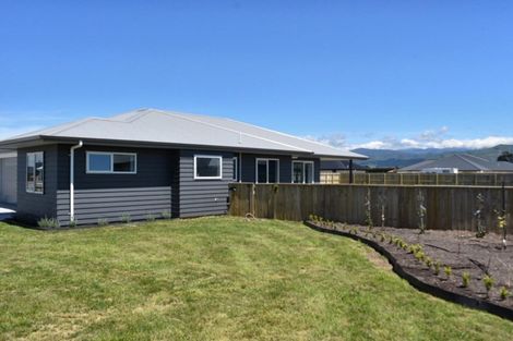 Photo of property in 8 Hartley Avenue, Carterton, 5713