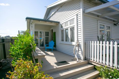 Photo of property in 2 Cook Street, Leamington, Cambridge, 3432