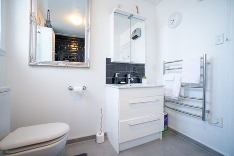 Photo of property in 199a Vogel Street, Roslyn, Palmerston North, 4414