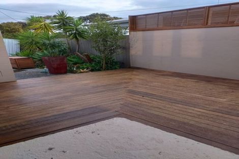 Photo of property in 1/27 Neptune Avenue, Beach Haven, Auckland, 0626