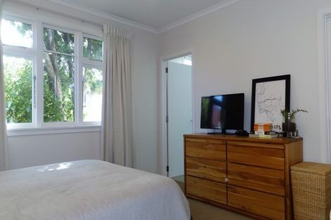 Photo of property in 221 Weston Road, St Albans, Christchurch, 8052