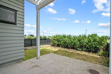 Photo of property in 6 Fermi Lane, Papakura, 2110