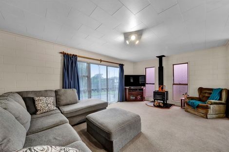 Photo of property in 31 Camellia Avenue, Bell Block, New Plymouth, 4312
