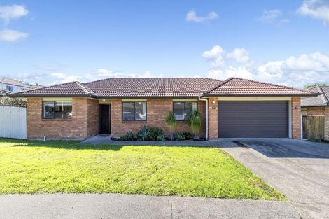 Photo of property in 33 South Kensington Way, Henderson, Auckland, 0612