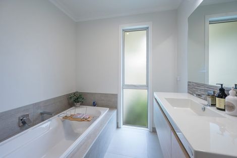 Photo of property in 16b Huntaway Close, Stoke, Nelson, 7011