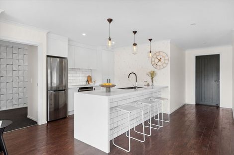 Photo of property in 6 Avalanche Place, Wanaka, 9305