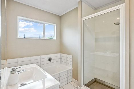 Photo of property in 131-133 Ruapehu Street, Paraparaumu, 5032