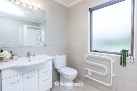 Photo of property in 64 Evergreen Crescent, Trentham, Upper Hutt, 5018