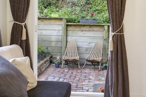 Photo of property in 2 Ascot Street, Thorndon, Wellington, 6011