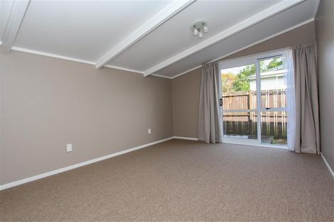 Photo of property in 2 Norfolk Place, Pukete, Hamilton, 3200